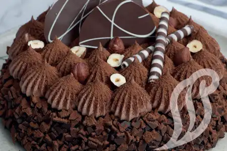 Brownie de Chocolate com Avelã Brownie de Chocolate com Avelã