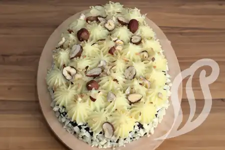 Brownie Páscoa Leite em Pó com Creme de Avelã Brownie Páscoa Leite em Pó com Creme de Avelã