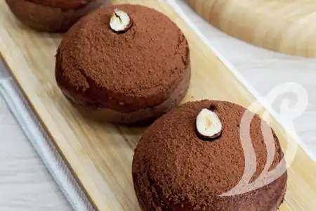 Pão de Chocolate com Creme de Avelã Pão de Chocolate com Creme de Avelã
