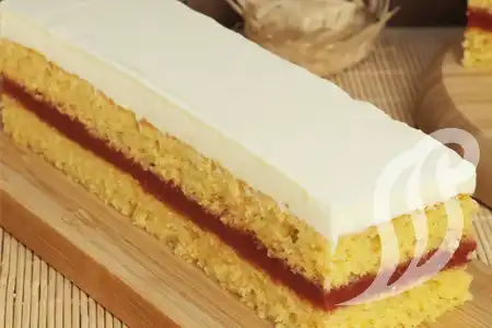 Cake Fubá Romeu e Julieta Cake Fubá Romeu e Julieta