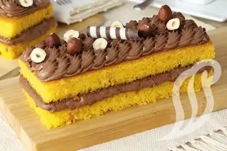 Caseirinho Cenoura com Creme de Avelã Caseirinho Cenoura com Creme de Avelã