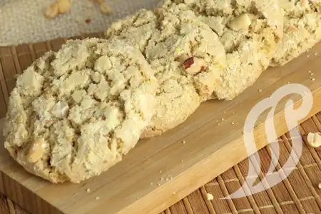 Broa de Amendoim Broa de Amendoim